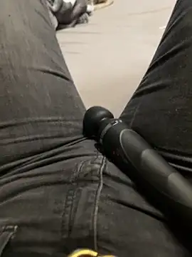 Ana-05 online show from 10-30-25, 07:36