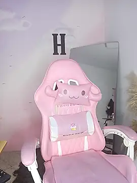 carolayrosse online show from 10-26-25, 02:45