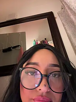 kenndall 21 online show from 12-30-24, 06:42