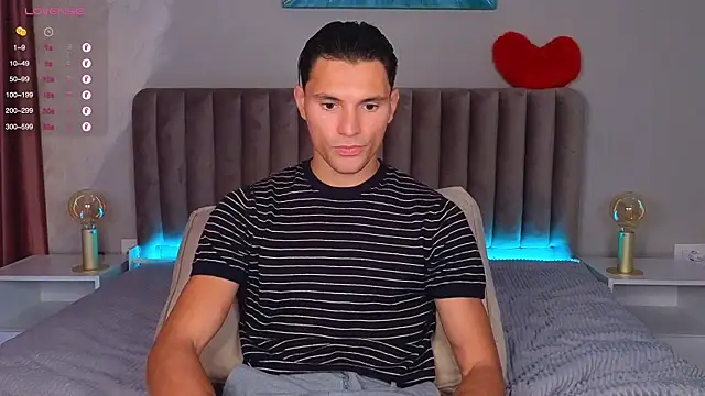denlover1 online show from 07-25-26, 09:29