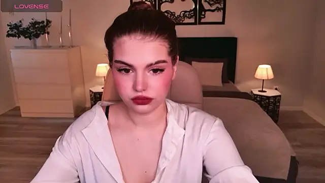 AdeliaKiss online show from 03-31-26, 04:46