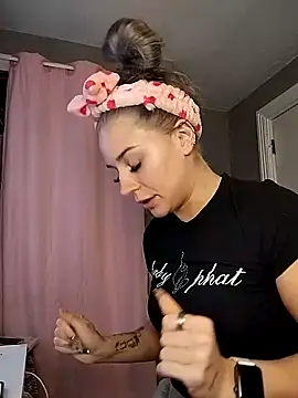 Snapshot of lexybabyxo chatting on 03-24-26, 11:37 lexybabyxo online show from 03-24-26, 11:37