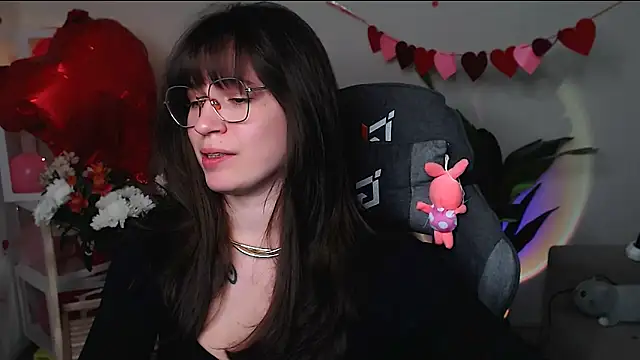 Snapshot of M_Sensual chatting on 03-27-26, 10:09 M Sensual online show from 03-27-26, 10:09