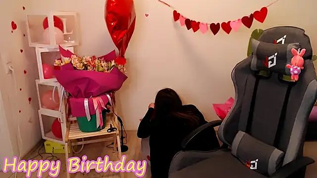 Snapshot of M_Sensual chatting on 04-15-26, 12:50 M Sensual online show from 04-15-26, 12:50
