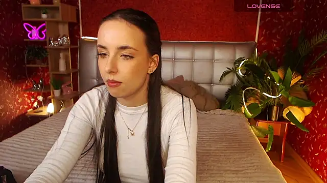 AuroraAksnesss online show from 03-01-25, 06:00