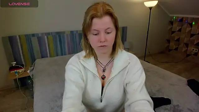 Snapshot of LillyDepp chatting on 02-19-25, 01:39 LillyDepp online show from 02-19-25, 01:39
