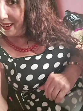 Snapshot of GypsyEsmeralda chatting on 06-15-26, 03:25 GypsyEsmeralda online show from 06-15-26, 03:25