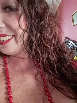 Snapshot of GypsyEsmeralda chatting on 07-11-26, 04:04 GypsyEsmeralda online show from 07-11-26, 04:04