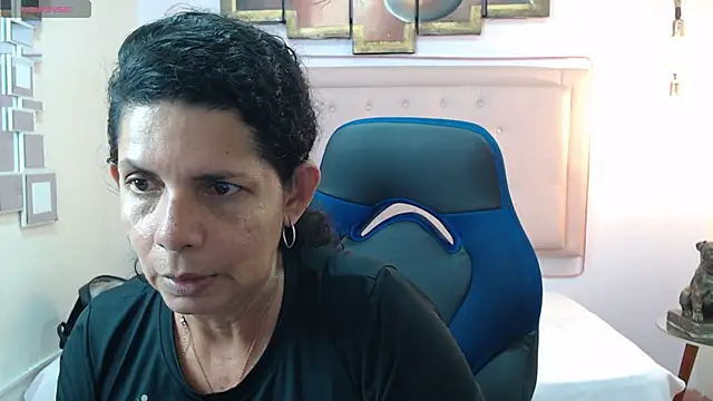 Snapshot of sila_bolum chatting on 04-21-26, 09:39 sila bolum online show from 04-21-26, 09:39