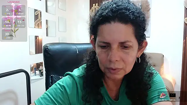 Snapshot of sila_bolum chatting on 05-21-26, 04:36 sila bolum online show from 05-21-26, 04:36