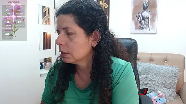 Snapshot of sila_bolum chatting on 05-23-26, 03:38 sila bolum online show from 05-23-26, 03:38