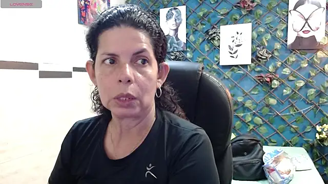 Snapshot of sila_bolum chatting on 05-29-26, 04:27 sila bolum online show from 05-29-26, 04:27