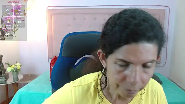 Snapshot of sila_bolum chatting on 06-11-26, 06:06 sila bolum online show from 06-11-26, 06:06