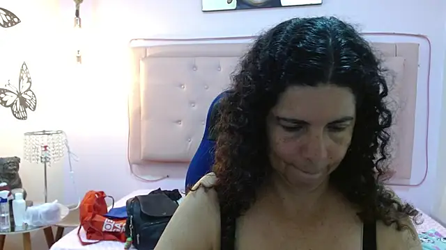 Snapshot of sila_bolum chatting on 07-14-26, 06:24 sila bolum online show from 07-14-26, 06:24