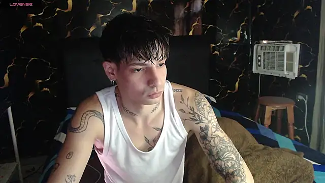 Apolo Hidalgo01 online show from 06-25-26, 06:01