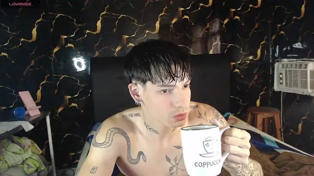 Apolo Hidalgo01 online show from 06-26-26, 10:14
