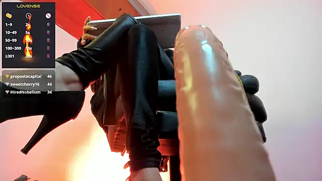 charlotte joliedart online show from 03-07-25, 06:02