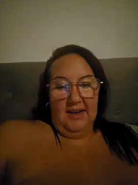 Snapshot of Bekahblows chatting on 10-07-25, 08:50 Bekahblows online show from 10-07-25, 08:50