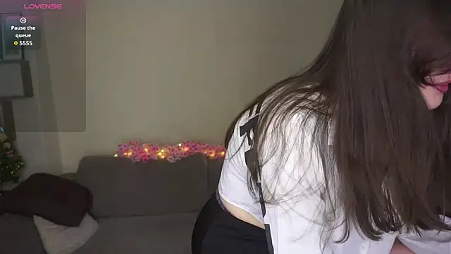 CathrynDail online show from 04-14-26, 06:08