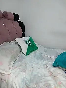 Pussycat 9999 online show from 02-24-25, 07:30