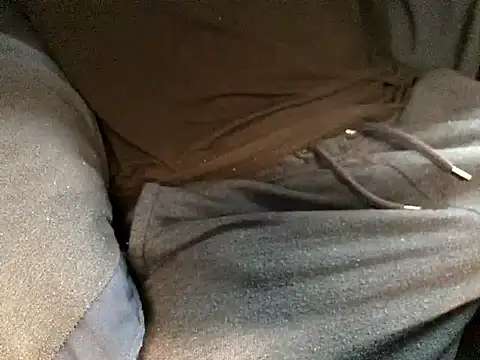 Snapshot of Ryan67533 chatting on 12-31-24, 07:10 Ryan67533 online show from 12-31-24, 07:10