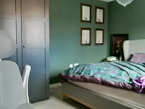 flatwhite0 online show from 02-24-25, 12:26