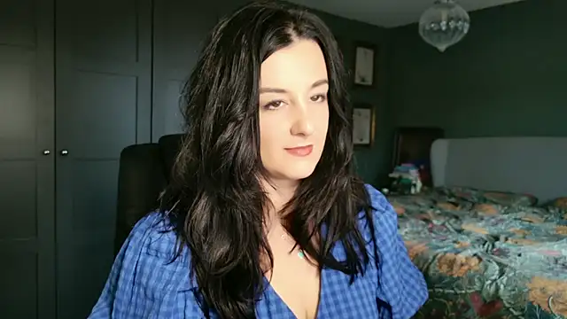 flatwhite0 online show from 02-05-26, 10:09