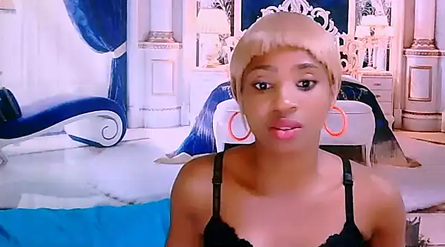 Snapshot of EbonyCreamy69 chatting on 02-15-25, 12:48 EbonyCreamy69 online show from 02-15-25, 12:48