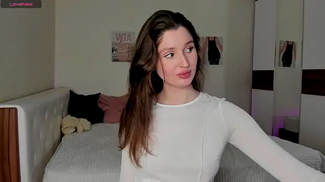 Snapshot of tender_babyy chatting on 12-06-24, 02:17 tender babyy online show from 12-06-24, 02:17