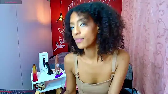 Zia Green online show from 03-07-25, 03:18