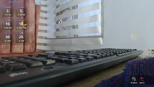 lou rosse  online show from 09-15-25, 09:59