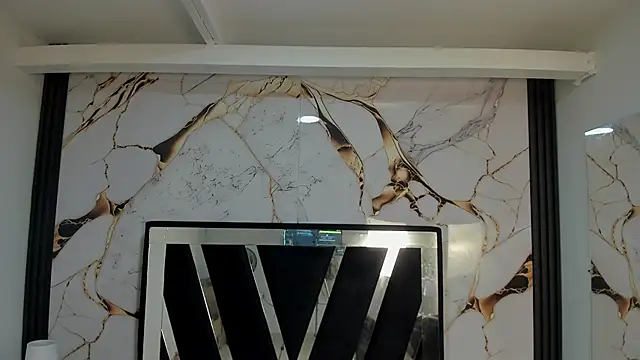 KarinaSimonz online show from 11-11-25, 08:20