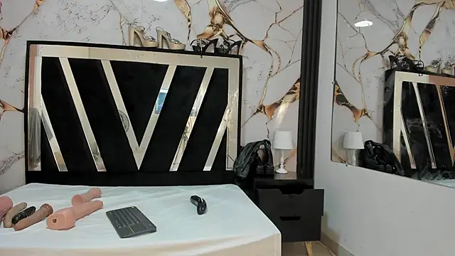 KarinaSimonz online show from 12-05-25, 08:27