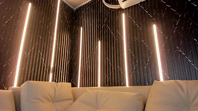 KarinaSimonz online show from 04-01-26, 03:07