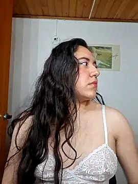 Emi chik online show from 02-28-26, 10:38