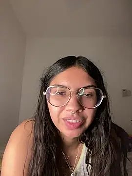 Snapshot of Argentiiniita chatting on 12-11-24, 01:37 Argentiiniita online show from 12-11-24, 01:37