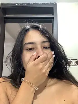 Snapshot of GabyButtler1 chatting on 02-05-25, 05:09 GabyButtler1 online show from 02-05-25, 05:09