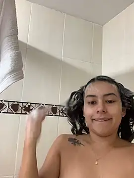 Snapshot of GabyButtler1 chatting on 02-07-25, 04:03 GabyButtler1 online show from 02-07-25, 04:03