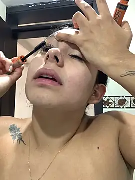 Snapshot of GabyButtler1 chatting on 02-19-25, 04:33 GabyButtler1 online show from 02-19-25, 04:33