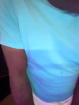 Snapshot of Pressure69mee chatting on 01-18-25, 02:33 Pressure69mee online show from 01-18-25, 02:33