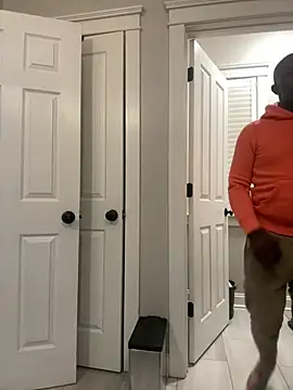 Snapshot of Pressure69mee chatting on 01-20-25, 04:10 Pressure69mee online show from 01-20-25, 04:10