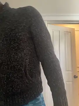 Snapshot of Pressure69mee chatting on 02-01-25, 02:45 Pressure69mee online show from 02-01-25, 02:45