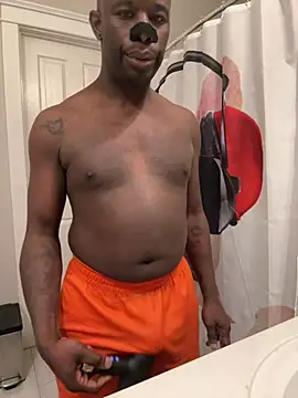 Snapshot of Pressure69mee chatting on 02-05-25, 12:10 Pressure69mee online show from 02-05-25, 12:10