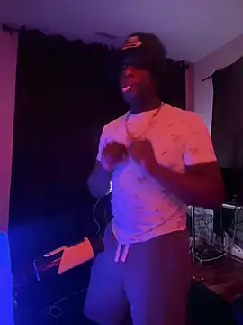 Snapshot of Pressure69mee chatting on 02-12-25, 12:48 Pressure69mee online show from 02-12-25, 12:48