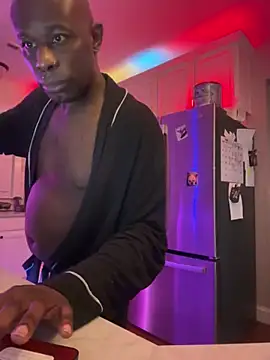 Snapshot of Pressure69mee chatting on 02-24-25, 05:22 Pressure69mee online show from 02-24-25, 05:22