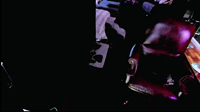 Snapshot of Pressure69mee chatting on 03-19-25, 04:36 Pressure69mee online show from 03-19-25, 04:36