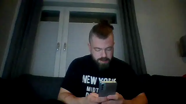 Sebuleczek online show from 12-21-24, 04:57