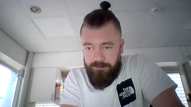 Sebuleczek online show from 12-25-24, 09:56