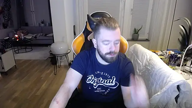 Sebuleczek online show from 02-27-25, 07:37