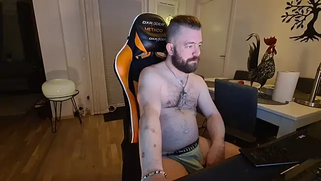 Sebuleczek online show from 03-22-25, 03:20